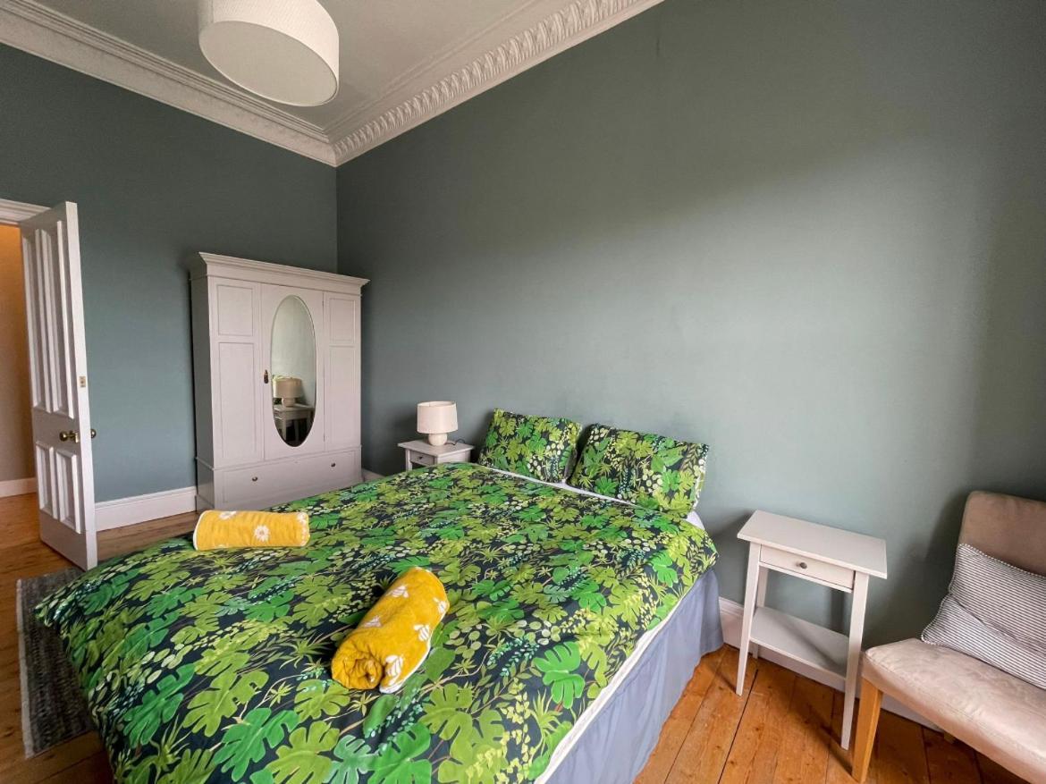 Montgomery Street Appartement *